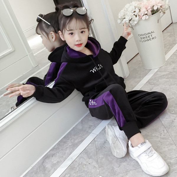 Παιδικό σετ για κορίτσια σε τέσσερα χρώματα