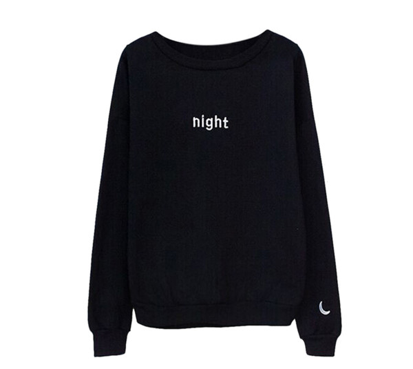 Γυναικείες μπλούζες με μαύρο και άσπρο  χρώμα με κεντήματα και επιγραφή