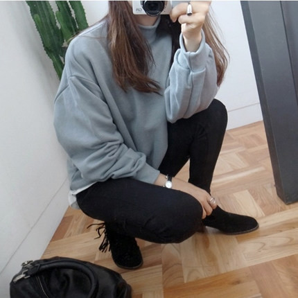 Sima női blúz O-nyakkal, több színben