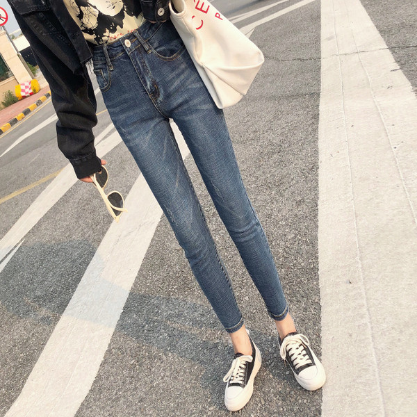 Kényelmes női farmer puha béléssel, három színben