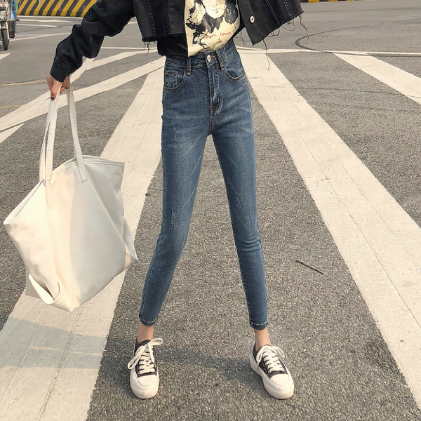 Kényelmes női farmer puha béléssel, három színben