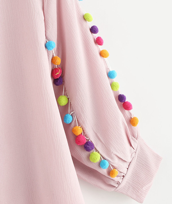 Modern női blúz színes rózsaszín elemekkel