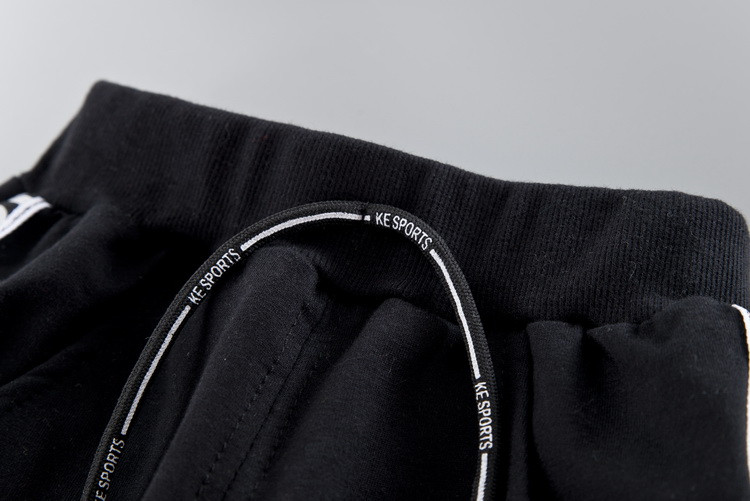 Aktuális gyerek szett fiúknak piros színben