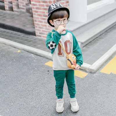 Gyerekkészlet fiúknak, két színben