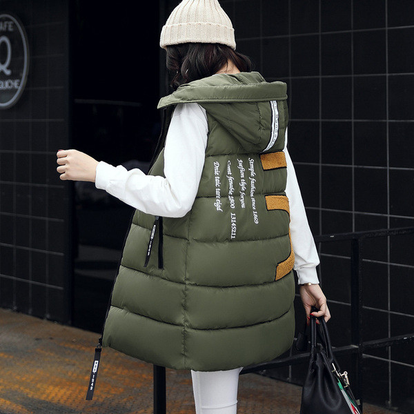 Modern női mellény kapucnival több színben