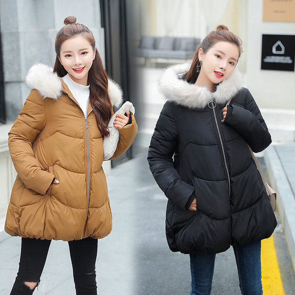 Női modern kabát három színben pehelydíszítéssel a kapucniján