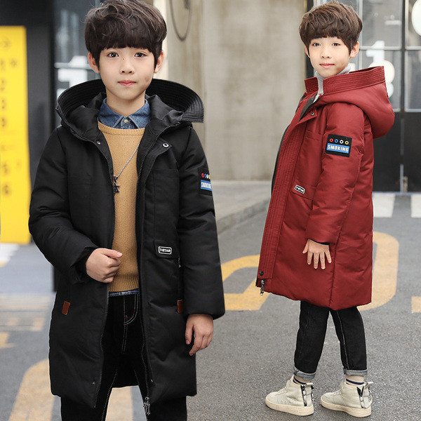 Aktuális gyerek hosszú kabát fiúknak két színben - fekete és piros