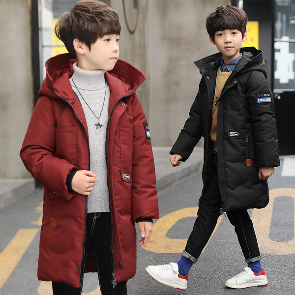 Aktuális gyerek hosszú kabát fiúknak két színben - fekete és piros