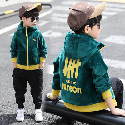 Gyermek kabát fiúknak két modellben - több színben