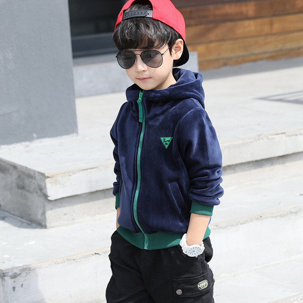 Gyermek kabát fiúknak két modellben - több színben