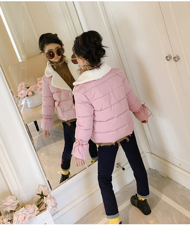 Παιδικό μπουφάν για τα κορίτσια σε ροζ χρώμα