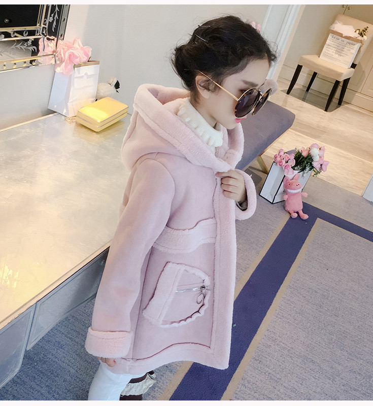 Modern gyerekkabát lányoknak két színben