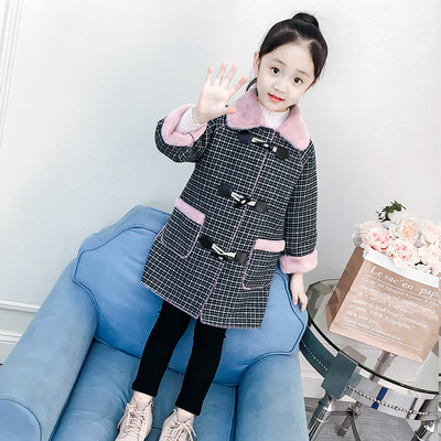 Modern hosszúkás gyerekkabát lányoknak