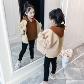 Modern gyerekkabát lányoknak két színben - barna és rózsaszín