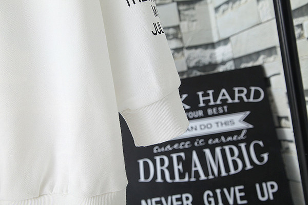 Γυναικεία μπλούζα με κουκούλα με λογότυπο σε λευκό χρώμα