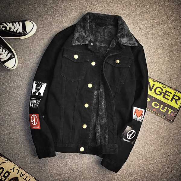 Modern férfi téli farmerdzseki három színben emblémákkal