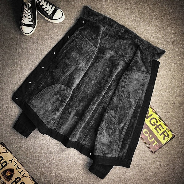 Modern férfi téli farmerdzseki három színben emblémákkal