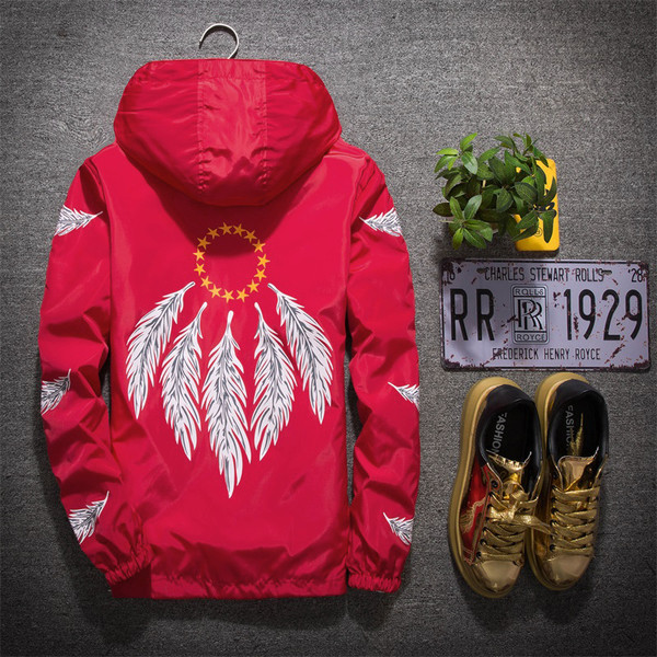 Aktuális férfi kabát több színben applikációkkal