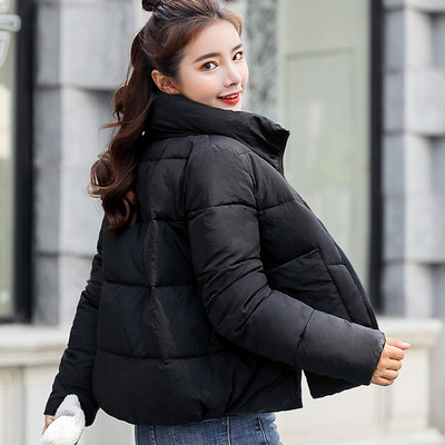 Stílusos női kabát több színben