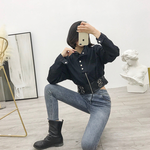 Stílusos női kabát fekete és zöld színben