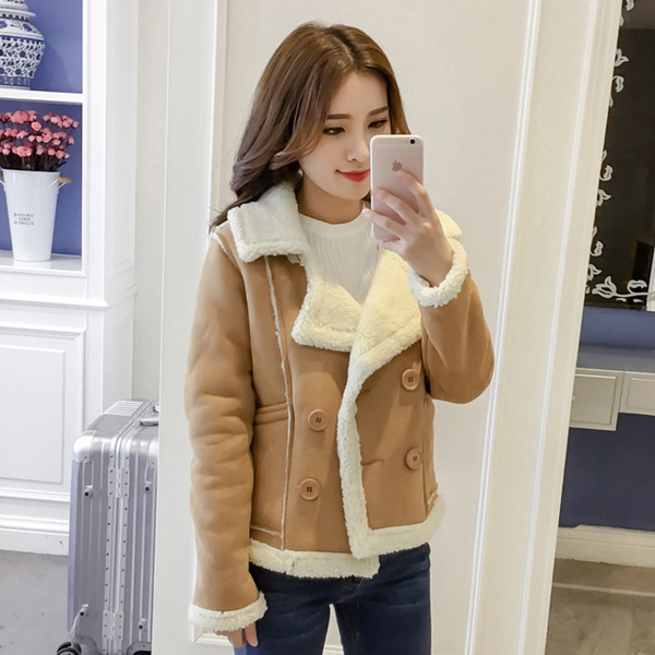 Stílusos női kabát gombokkal több színben