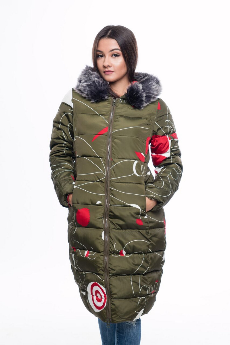 Γυναικείο χειμωνιάτικο μπουφάν με κουκούλα και γούνα σε τέσσερα χρώματα