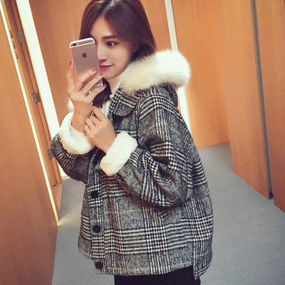 Stílusos széles női kabát