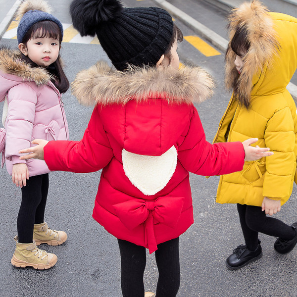 Modern gyerekkabát lányoknak többféle színben szalaggal