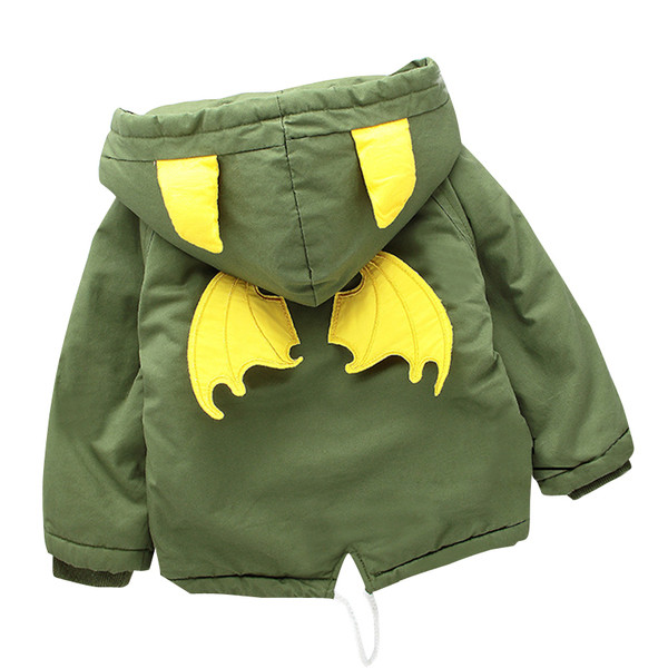 Modern gyerek kabát fiúknak 3D elemekkel három színben