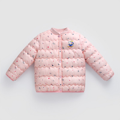 Színes mintás, O-alakú gallérral ellátott lánykabát két modellben