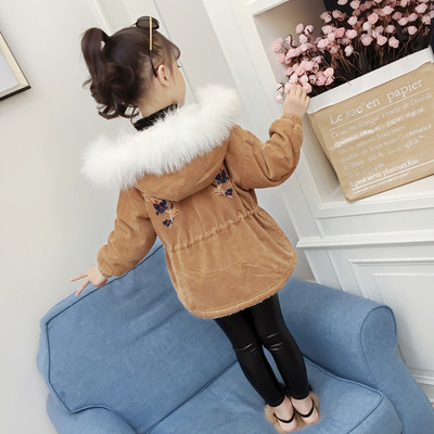 Aktuális gyerekkabát virágos hímzéssel és kapucnis pehely három színben