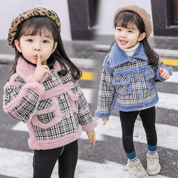 Παιδικό παλτό με μαλακή επένδυση και χνούδι σε ροζ και μπλε χρώμα