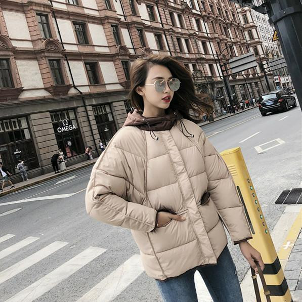 Stílusos női kabát kapucnival öt színben