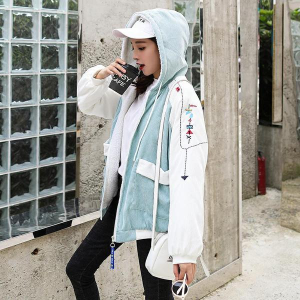 Γυναικείο σπορ-κομψό  μπουφάν με απαλή επένδυση σε τρία χρώματα