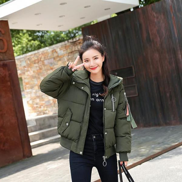 Geaca de dama cu gluga in patru culori cu decor cu fermoar