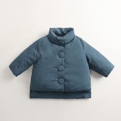 Gyermek téli kabát lányoknak magas gallérral és gombokkal több színben