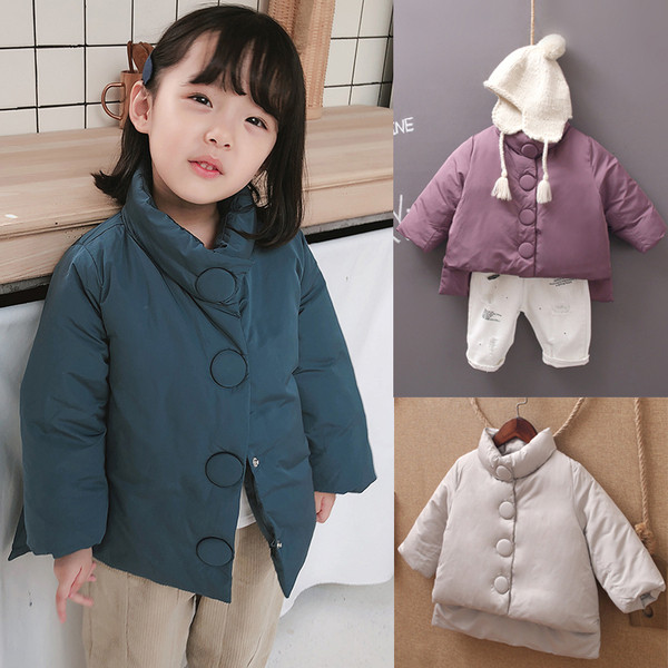 Gyermek téli kabát lányoknak magas gallérral és gombokkal több színben