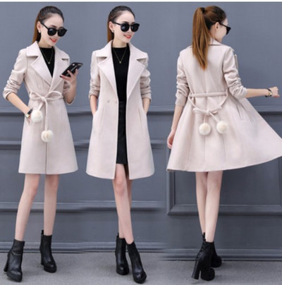 Stílusos női kabát nyakkendővel és pehellyel több színben