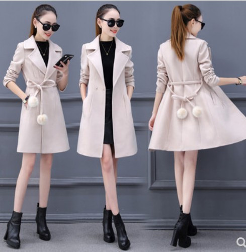 Stílusos női kabát nyakkendővel és pehellyel több színben