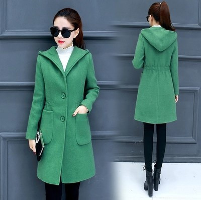 Sportos és elegáns női kabát kapucnival három színben