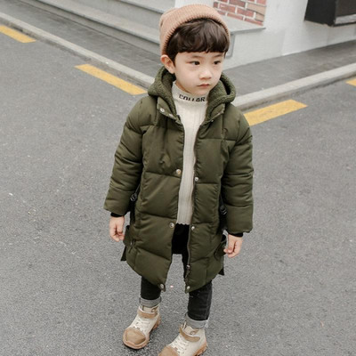 Modern gyerekkabát fiúknak három színben, 3D elemmel