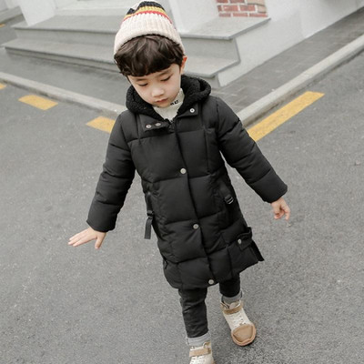 Modern gyerekkabát fiúknak három színben, 3D elemmel