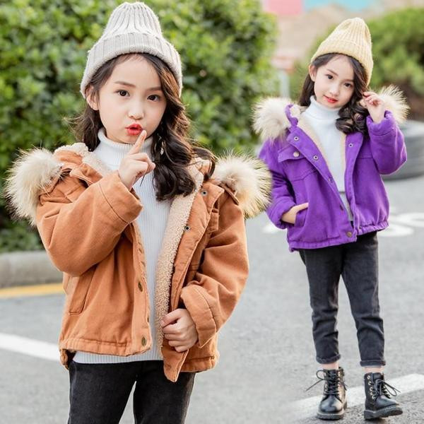 Modern gyerekkabát lányoknak puha béléssel