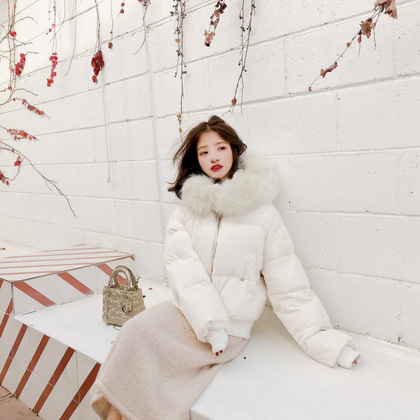 Hit modern női kabát kapucnival, két színben