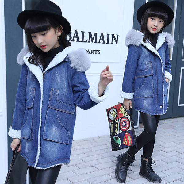 Modern gyerek farmerdzseki lányoknak puha béléssel és kapucnival