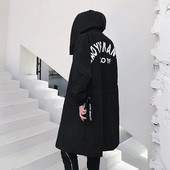 Μακρύ ανδρικό μπουφάν  με κουκούλα σε μαύρο χρώμα