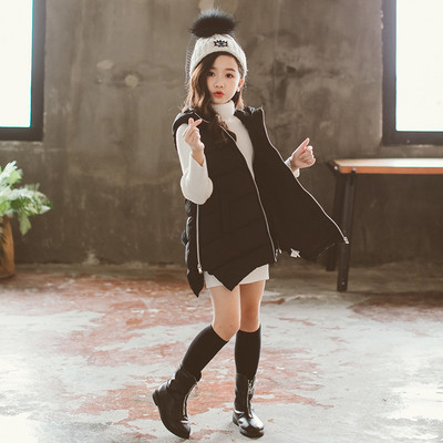 Παιδικό γολέκο  με ενδιαφέρουσα κουκούλα