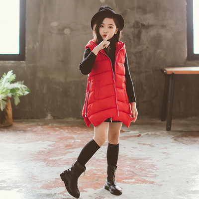 Παιδικό γολέκο  με ενδιαφέρουσα κουκούλα