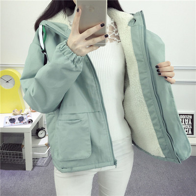 Női kabát puha béléssel és kapucnival - két modell