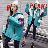 Női sport- és alkalmi kabát kapucnival